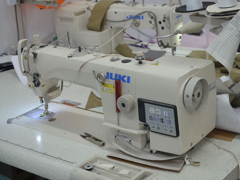 襯衫生產(chǎn)現(xiàn)場(chǎng)