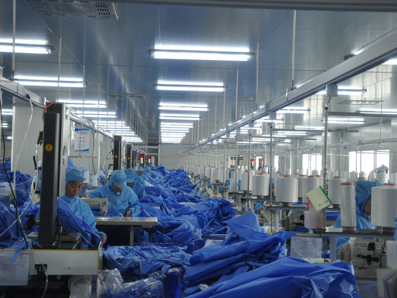 醫(yī)護防護用品生產(chǎn)現(xiàn)場